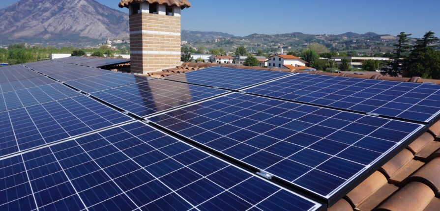 Impianto fotovoltaico: benefici per l’ambiente e per l'economia