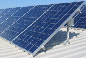 Fotovoltaico e pannelli solari: la giusta inclinazione in ogni stagione